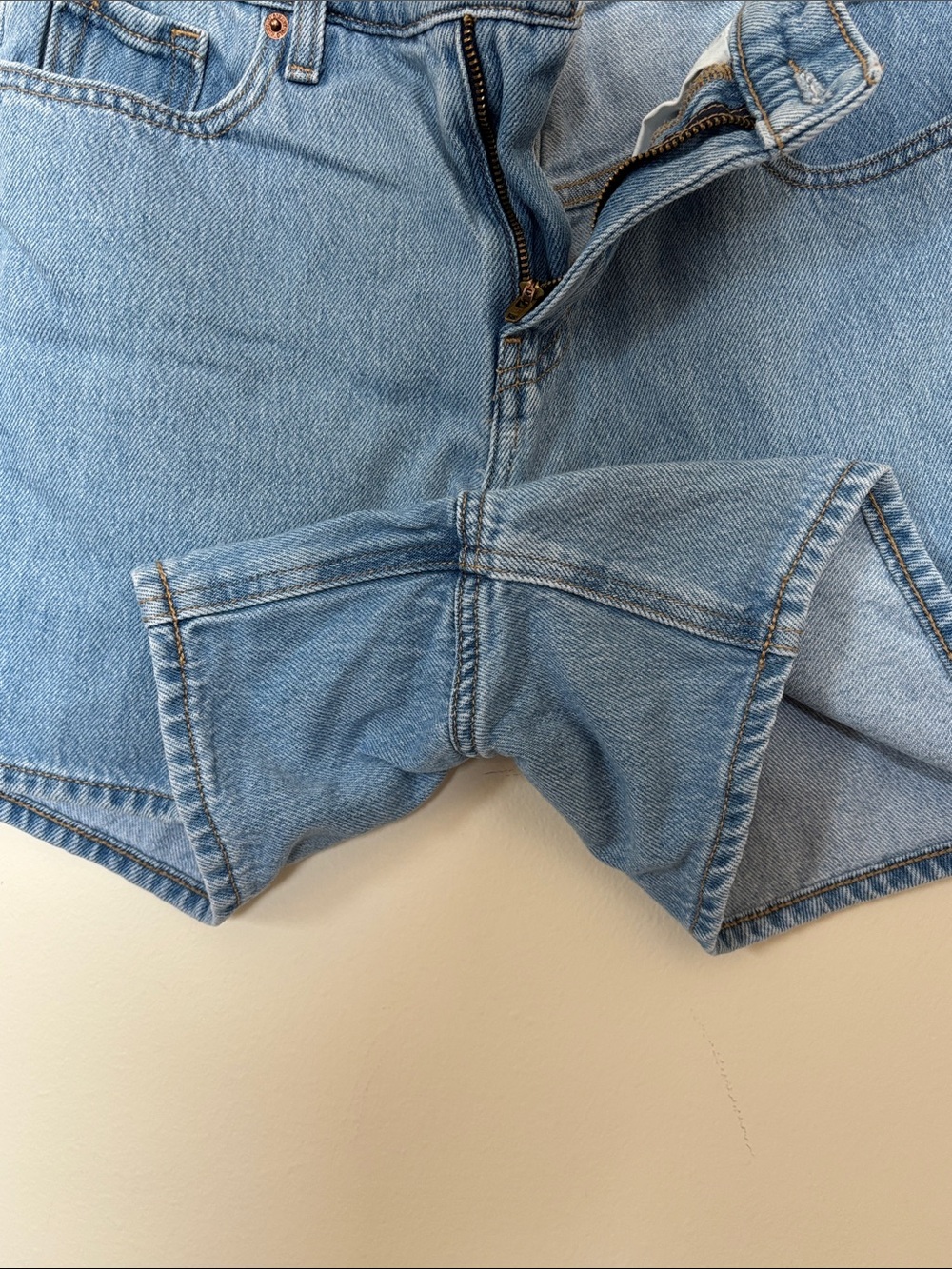 Old Navy Women’s Light Blue Denim High-Rise Baggy Short HighWaist Women’s Shorts - Picture 5 of 11